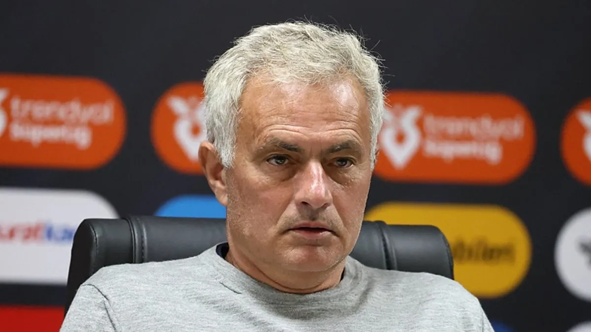 Mourinho yönetimindeki Fenerbahçe, İsmail Kartal döneminin uzağında kaldı