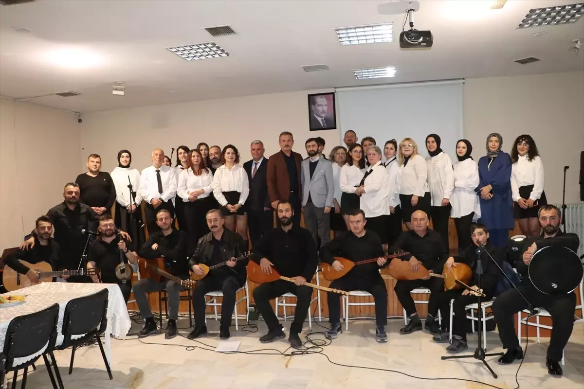 Havza’da Türk Halk Müziği Korosu İlk Konserini Verdi